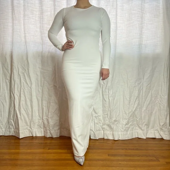 ASOS | Dresses | White Longsleeve Maxi | Poshmark ASOS | Dresses | White Longsleeve Maxi | Poshmark